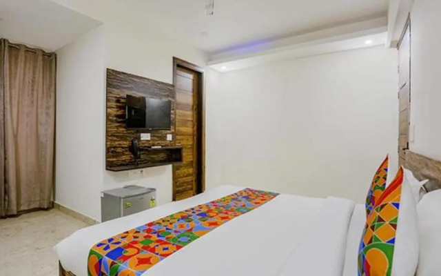 Amrit Residency by OYO Rooms