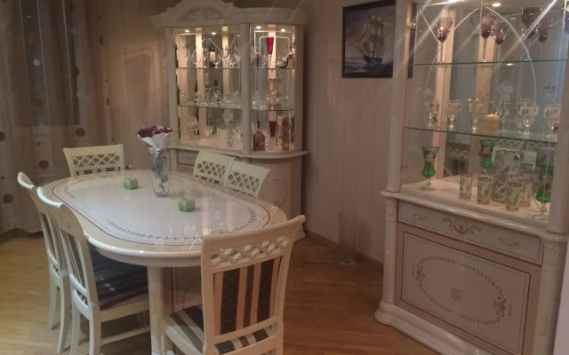 Bachos Apartment