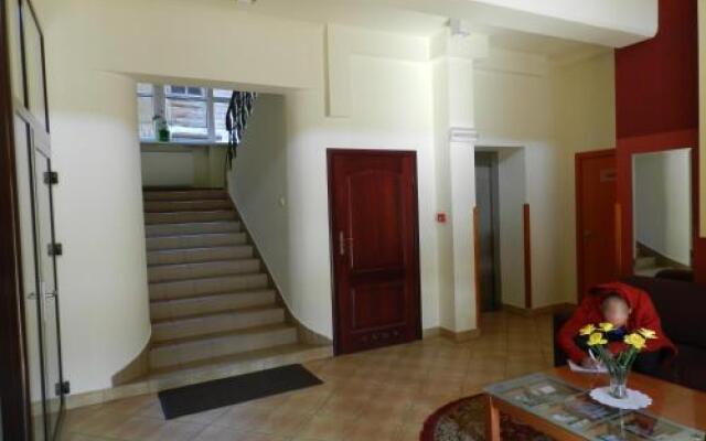 Apartament 210