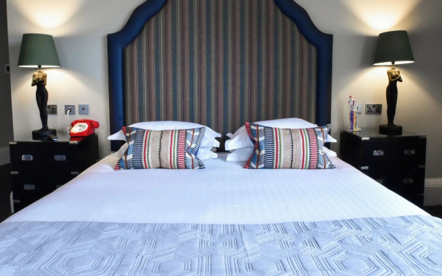 The Rutland Hotel & Apartments
