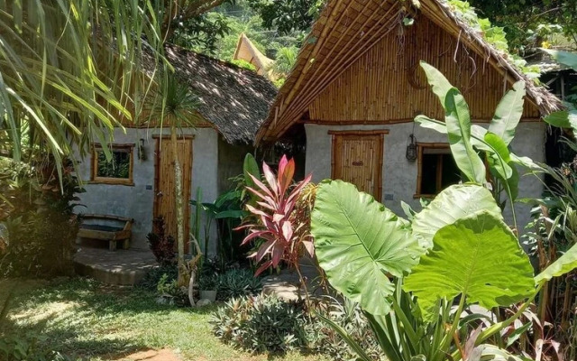 Yucca Bungalow
