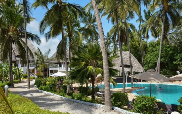 Paradise Beach Resort