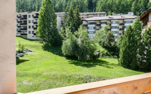 Apartment Chesa Maurus A12