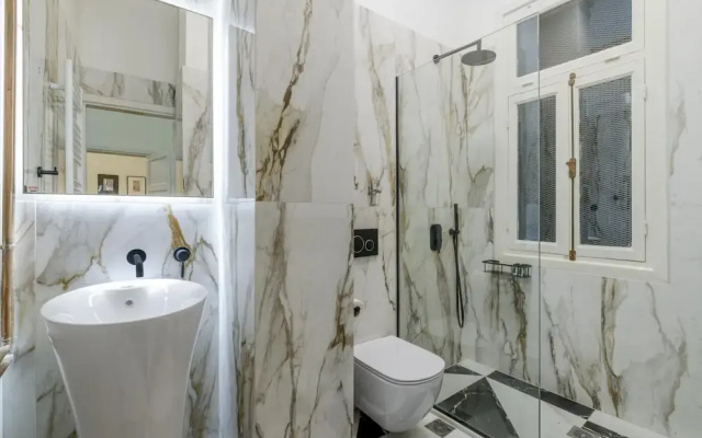 Incomparable Plaka s Lux 2bdrm Apt w Pvt Heated Pool