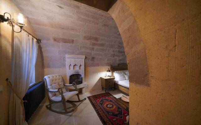 Maya Cave Hotel