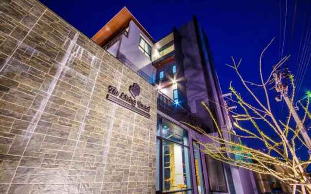 The Living Hotel SamutPrakan