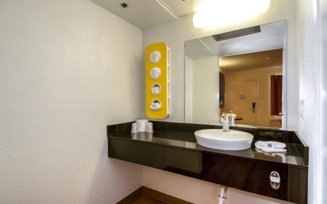 Motel 6 Carlsbad, CA Beach