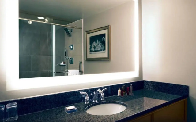 Kansas City Marriott Country Club Plaza