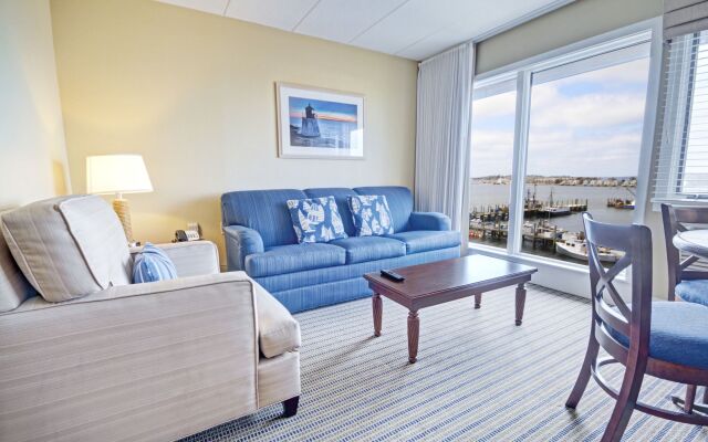 Club Wyndham Inn on Long Wharf