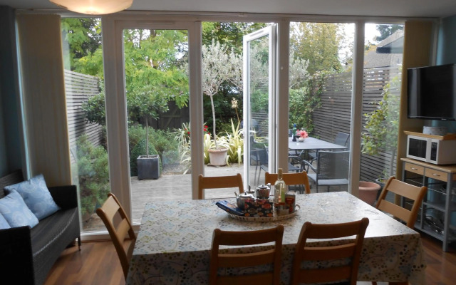 Sunnybank House in North Epsom