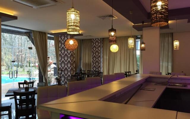 Green Paradise Complex