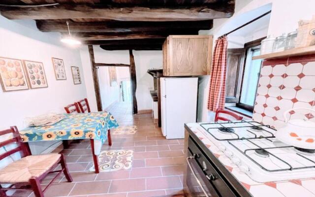 Spoleto Splash No870 : Casa Vicolo/slps 4/5/wifi/aircon