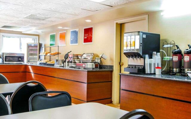 Comfort Inn Edison - New Brunswick