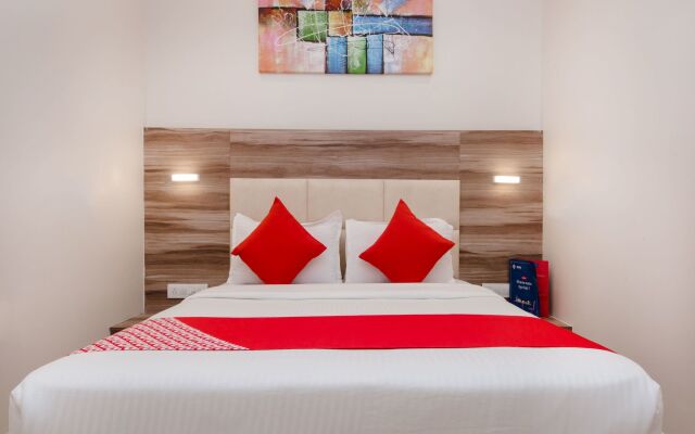 OYO 13044 Hotel Abad Inn