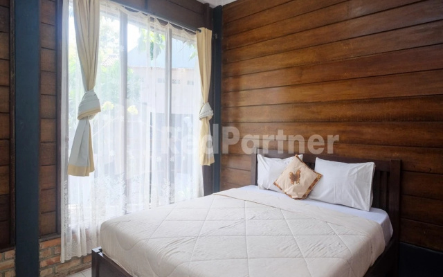 Kebon Krapyak Cottage Syariah RedPartner near Stadion Maguwoharjo – Guest Rooms – Sleman