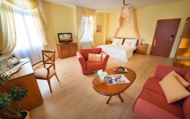 Hotel Podhrad