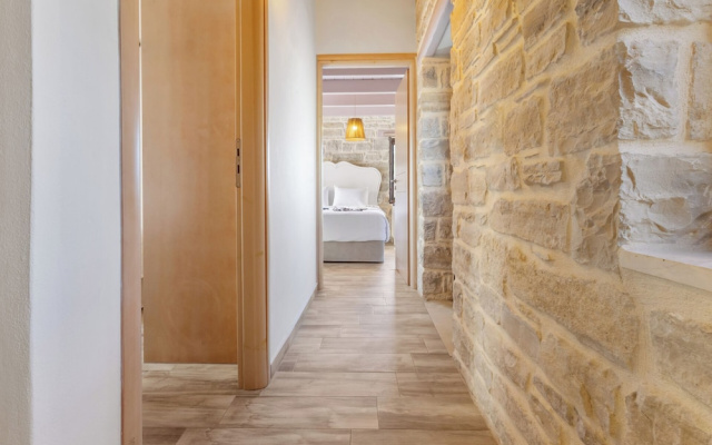 Phaistos Villas Elegant South Residence