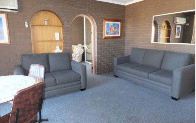 Paradise Holiday Apartments