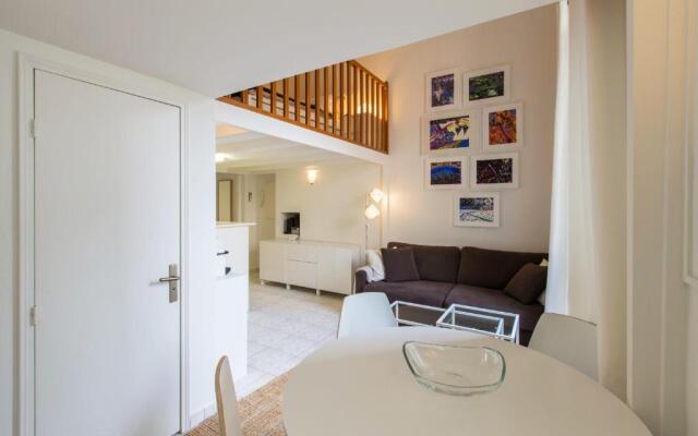 SUEDE PROMENADE Duplex apartment at 1 min from the sea 2 baths