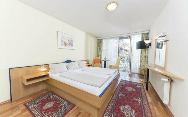 Zur Post & Appartementhaus Kern