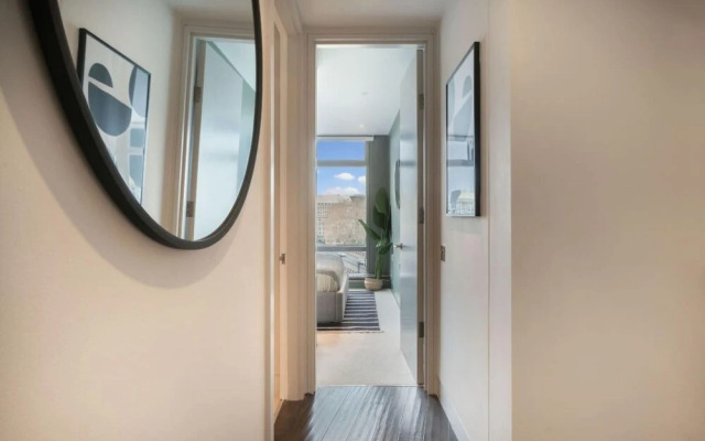 The Parliament View Place - Modern and Bright 3BDR Flat