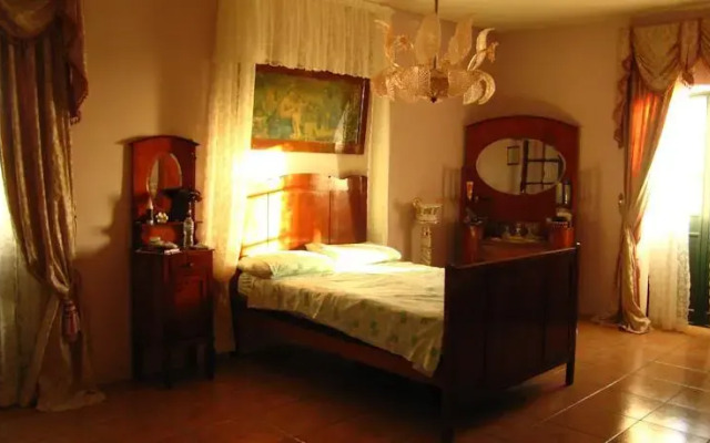 Valley View Villa Retreat