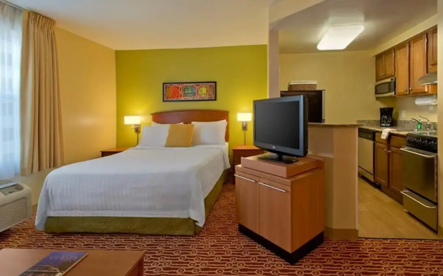 Towneplace Suites By Marriott Cleveland Westlake