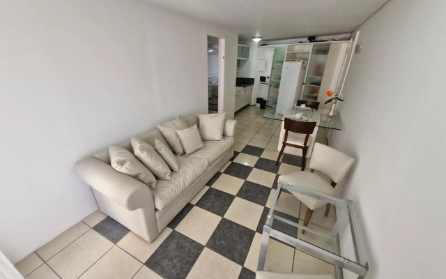 Iate Plaza Hotel