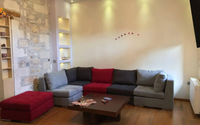 Barbara Studios
