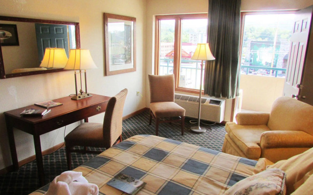 Arbors at Island Landing Hotel & Suites