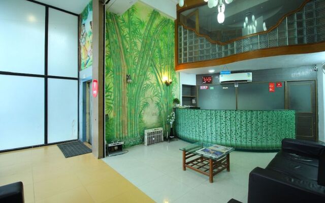 OYO 2336 Hotel Shri Krishna Palace