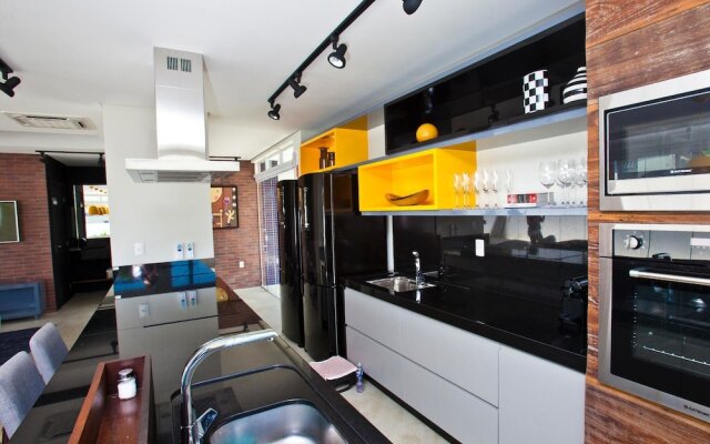 FL002 2 Bedroom Apartment By Senstay