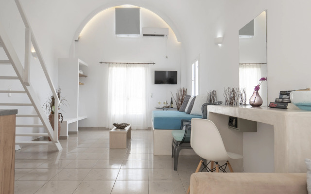 Bella Santorini