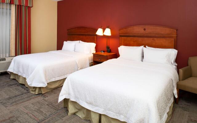 Hampton Inn Kansas City Northeast