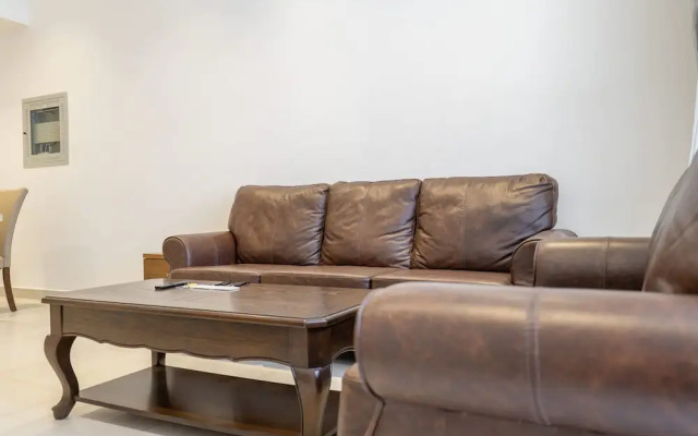 Lovely and Spacious 1 BR in Divine Residences