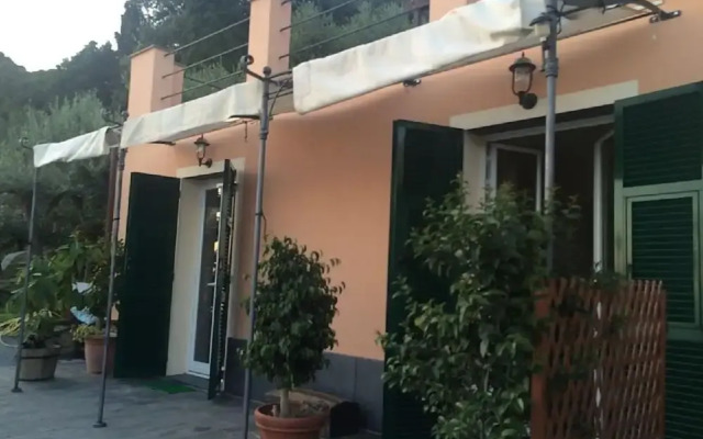 Lovely Apartment in Villa With Garden