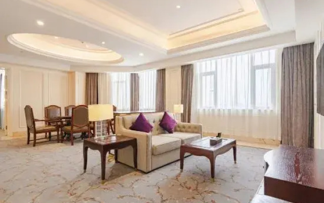 Minjiang Ruibang Hotel