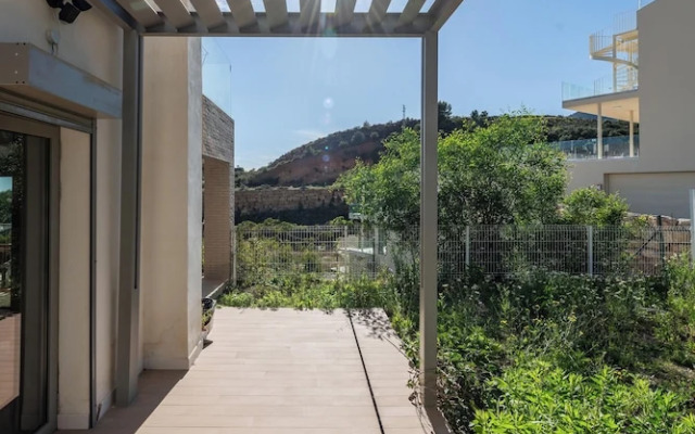 Inviting 3-bed House in Mijas