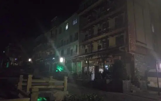 Luding Hailuogou Ruiqi Hotel