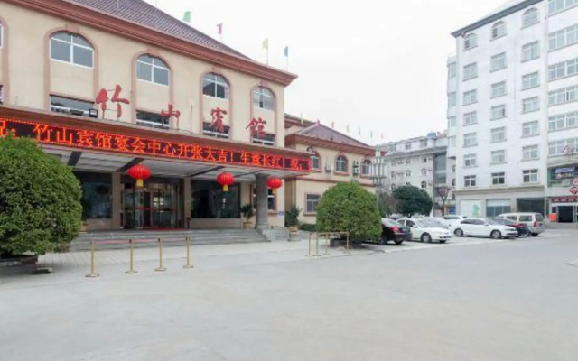 Zhushan Hotel