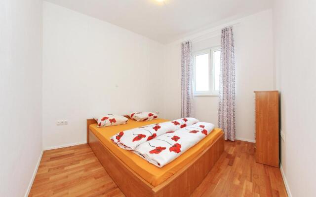 Apartment Village Nin