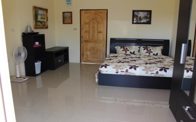 Leeya Hotel Resort