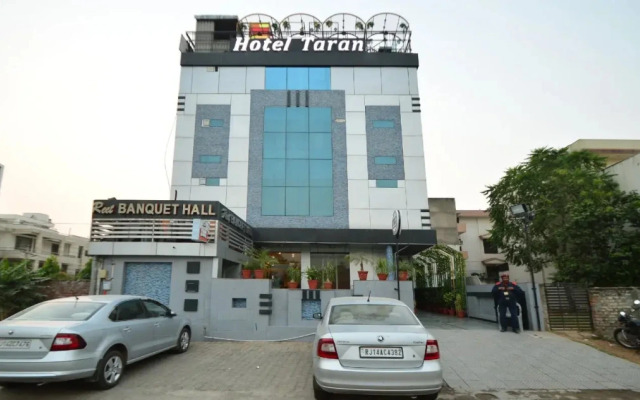 Hotel Taran by OYO