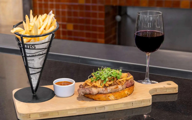 Hilton Orange County/Costa Mesa