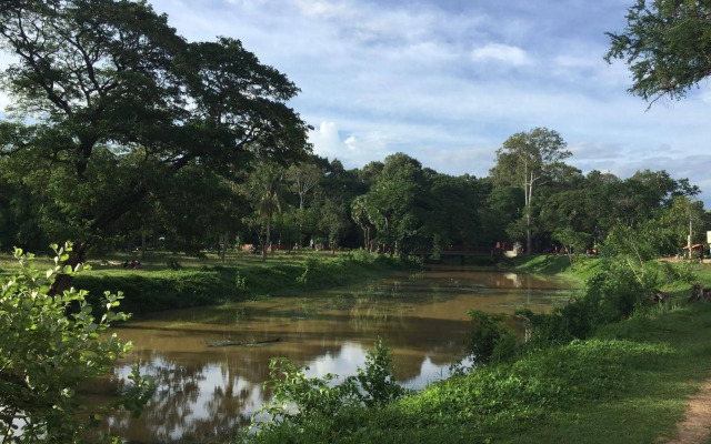 River Village Manor