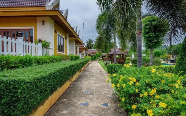 Khao Tao lake and beach villas Hua Hin