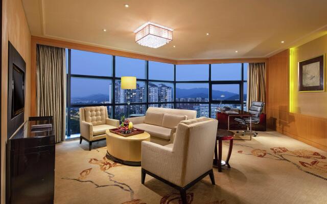 Hilton Guangzhou Baiyun - Free Shuttle for Canton Fair Period, Close to Luhu Golf Club & Leather Market