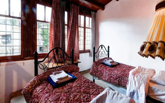 The Traditional Villas of Crete