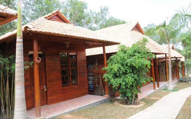 Nam Phuong Resort