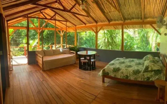 Private jungle “Loft del Rio” river access